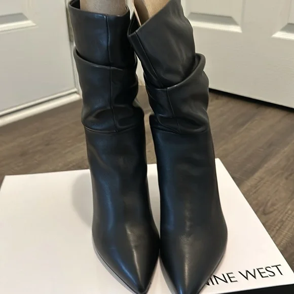 NINE WEST leather dressy bootie - Picture 4 of 5